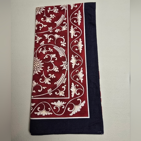 Japanese Red and White Floral Patterned Cotton Handkerchief/Bandana -Vintage - Picture 1 of 6